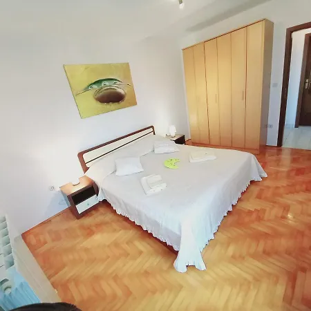 Iva Apartman Pula Exterior photo